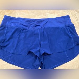 Lululemon preowned speed shorts / worn a few times/ size 10
